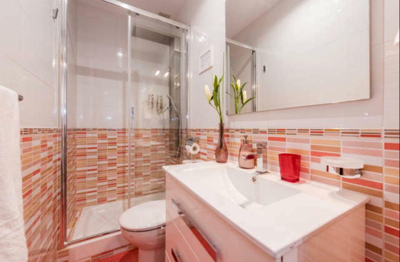Apartamento en Calle Jardines - Madrid Centro Exterior foto